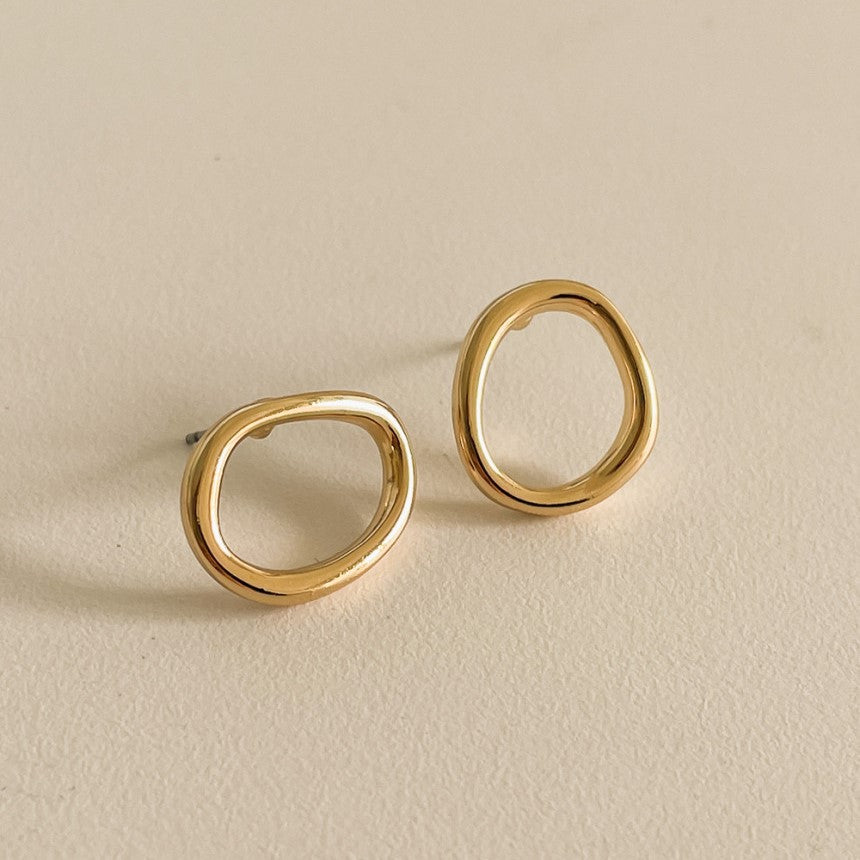 Round Unbalanced Vintage Earring