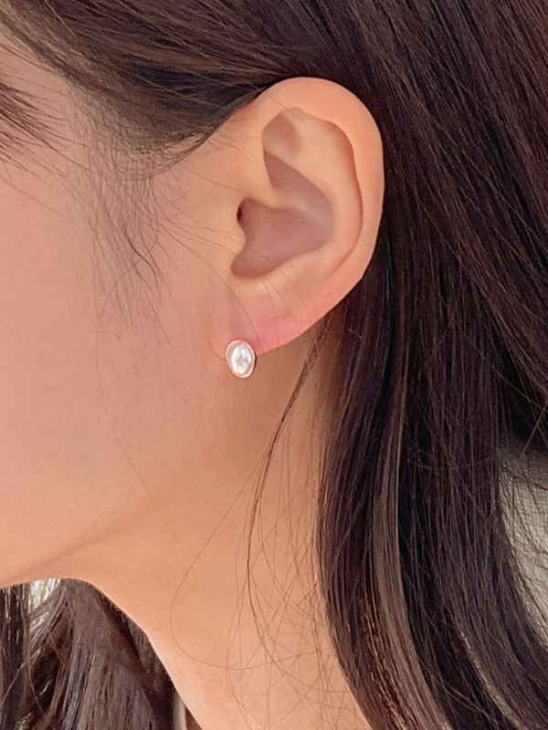Pearl Oval One-Touch Earring (Sterling Silver)